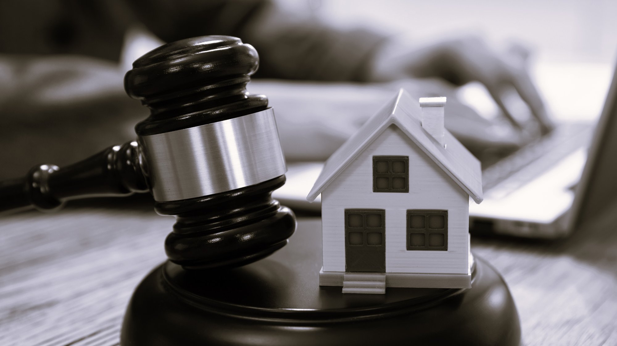 property_auction_hammer_house_for_sale-1